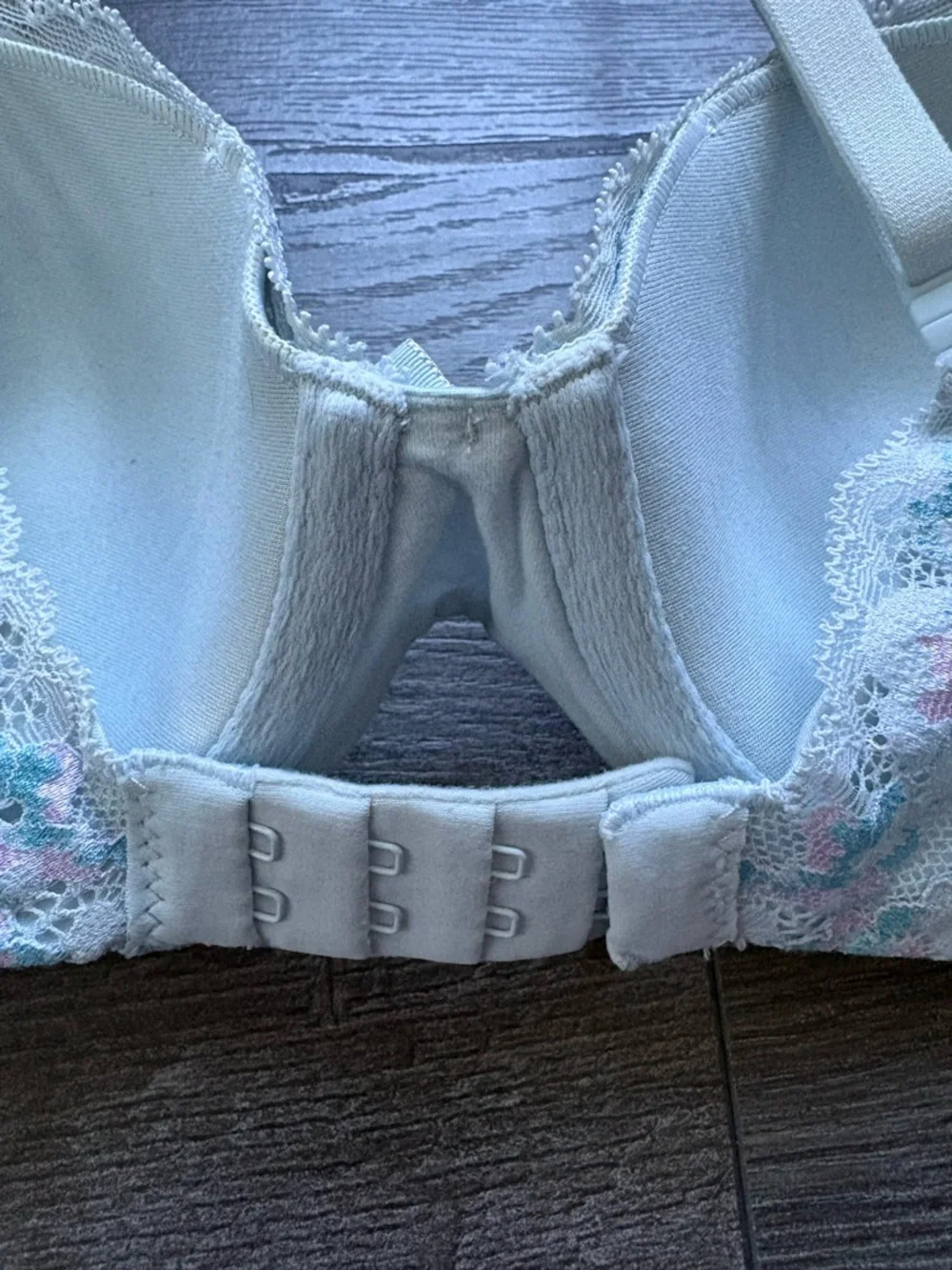 Victoria's Secret Body By Victoria Lined Demi Lace Floral Bra Lt Blue/Pink 34C